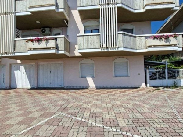 appartamento in vendita a Silvi in zona Silvi Marina