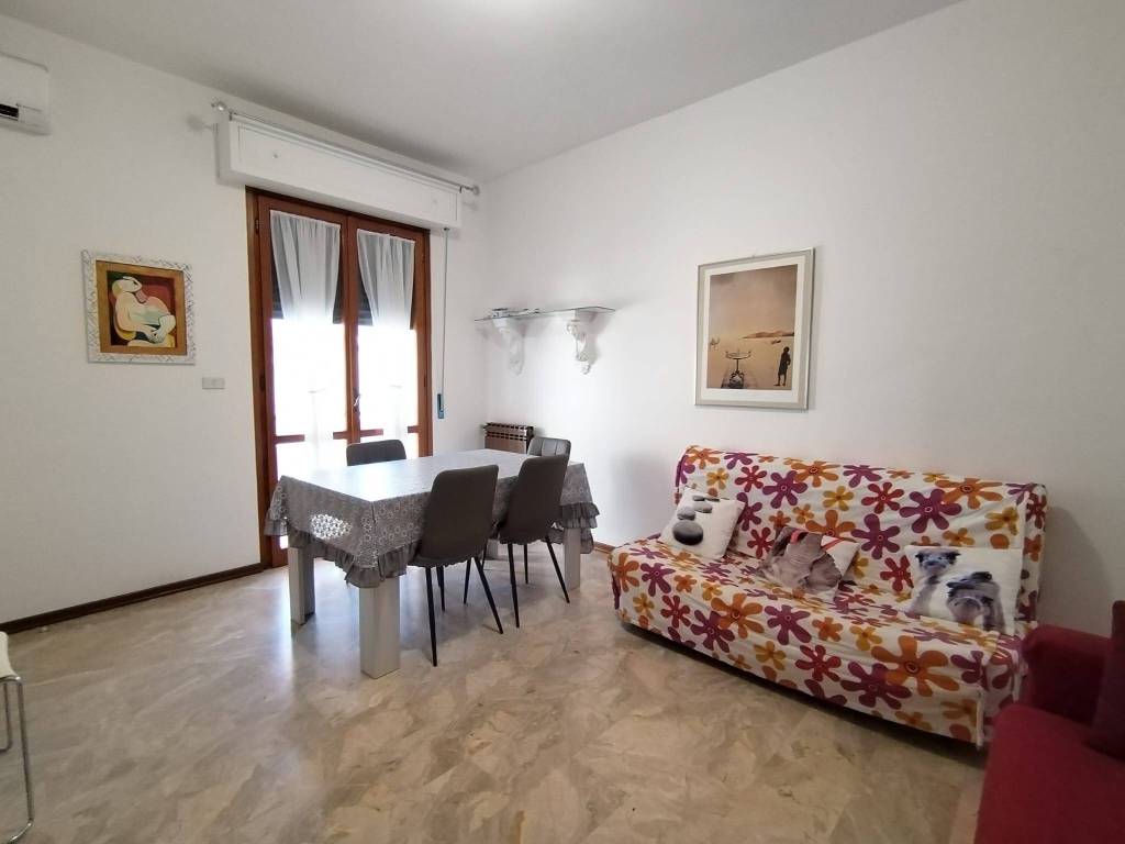 appartamento in vendita a Silvi in zona Silvi Marina