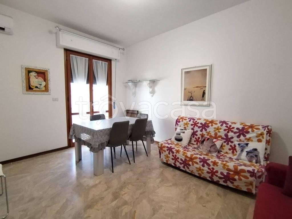 appartamento in vendita a Silvi in zona Silvi Marina