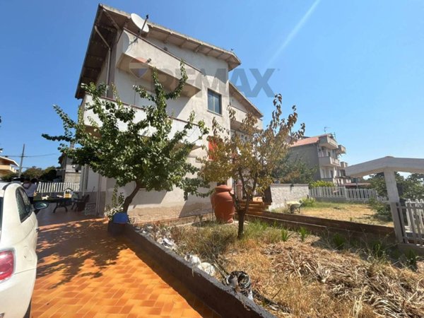 appartamento in vendita a Silvi in zona Pianacce