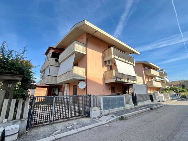 appartamento in vendita a Silvi in zona Silvi Marina