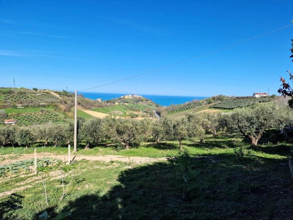 terreno in vendita a Silvi in zona Pianacce