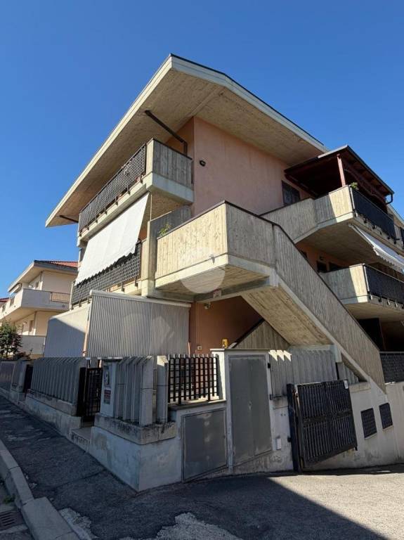 appartamento in vendita a Silvi in zona Silvi Marina