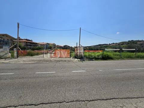 terreno in vendita a Silvi in zona Silvi Marina