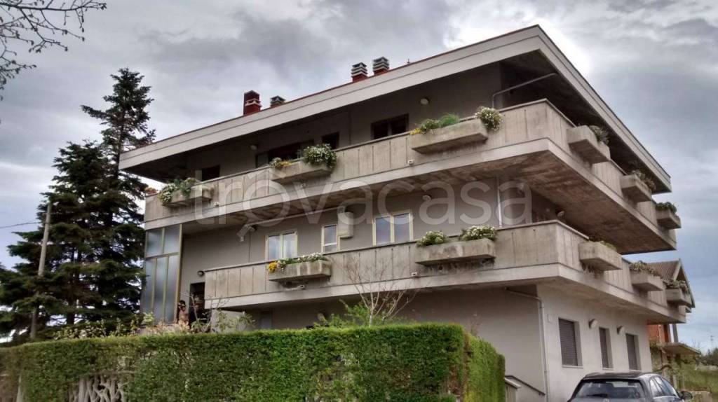 appartamento in vendita a Silvi in zona Pianacce
