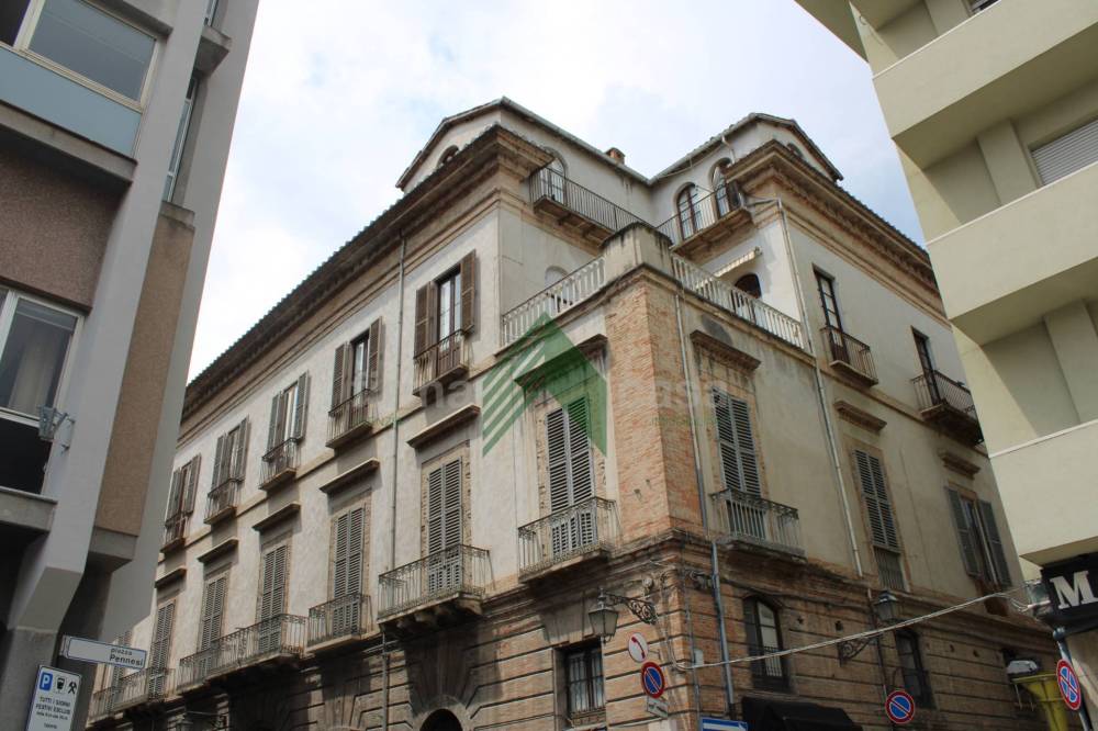 appartamento in vendita a Teramo in zona Centro Città
