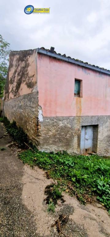 casa indipendente in vendita a Teramo in zona Poggio Cono
