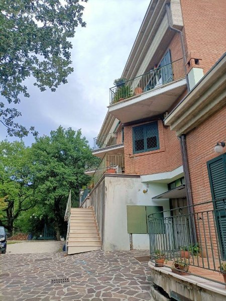 casa indipendente in vendita a Teramo