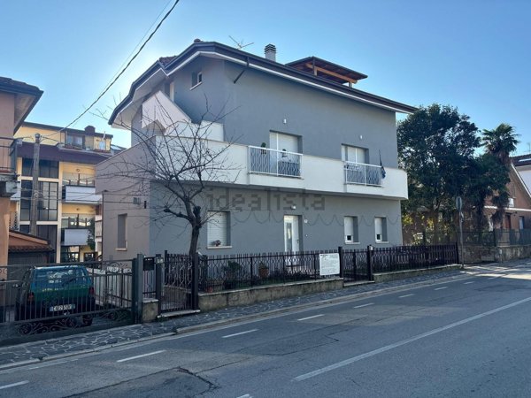 casa indipendente in vendita a Teramo