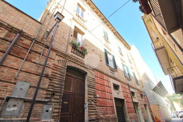 appartamento in vendita a Teramo in zona Centro Città