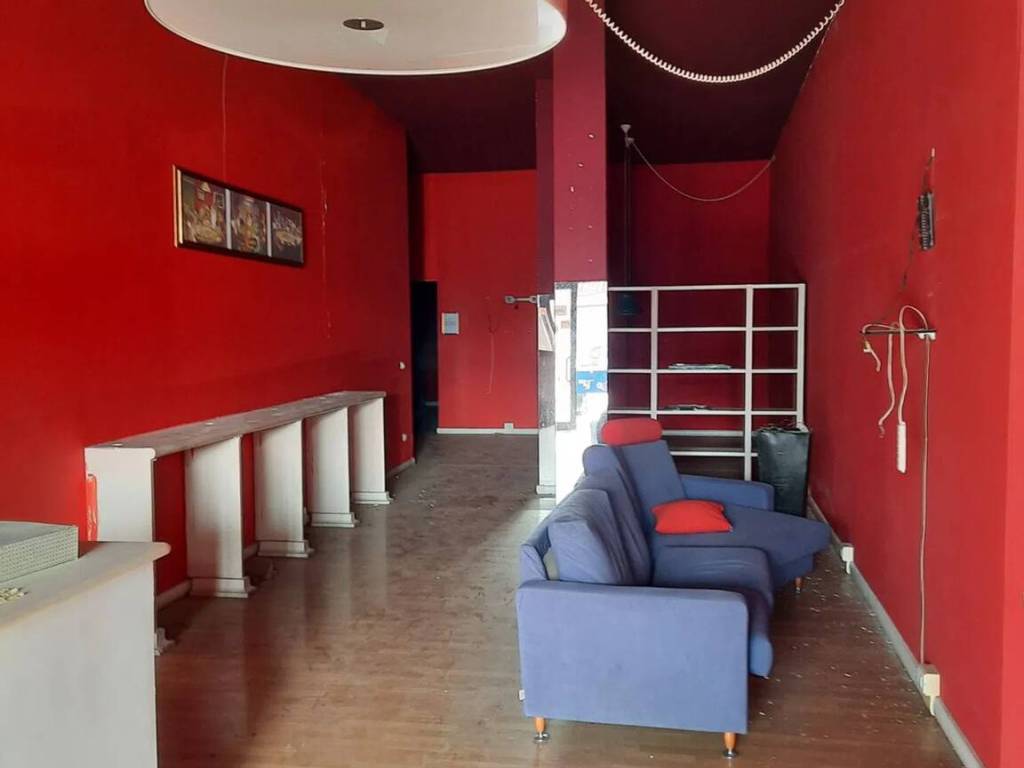 negozio in vendita a Teramo