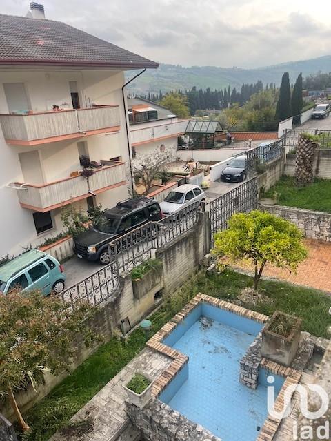 casa indipendente in vendita a Teramo
