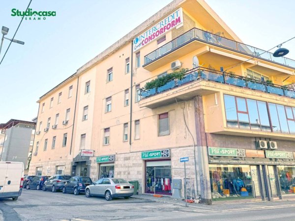 ufficio in vendita a Teramo