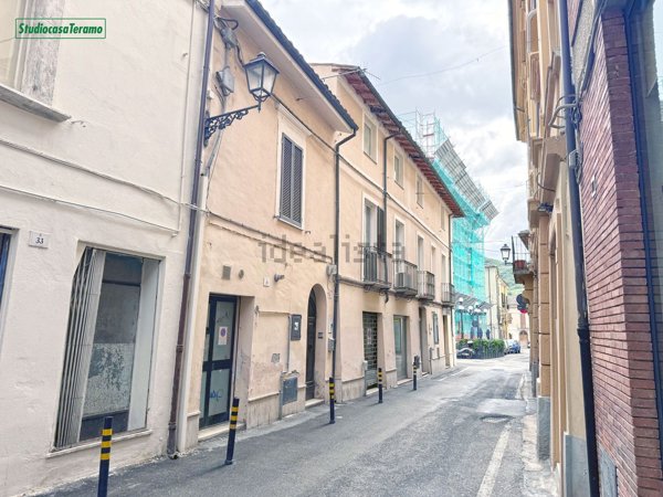 appartamento in vendita a Teramo in zona Centro Città