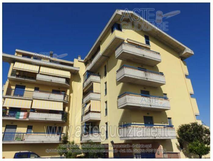 appartamento in vendita a Teramo in zona San Nicolò a Tordino