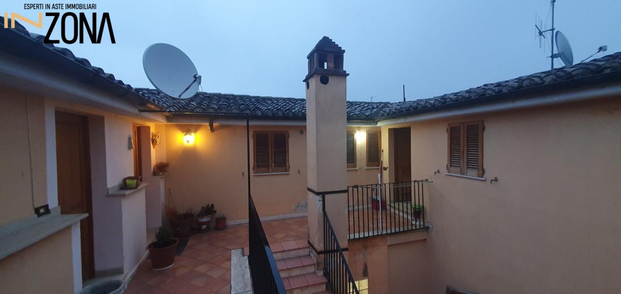 appartamento in vendita a Teramo in zona Centro Città