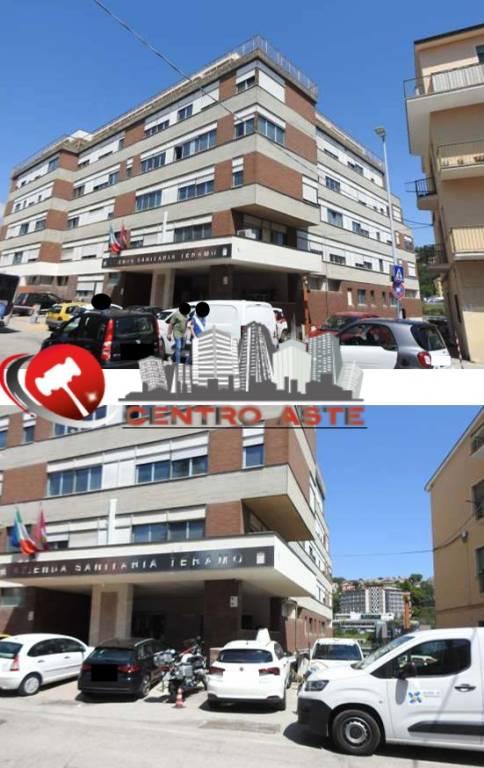casa indipendente in vendita a Teramo