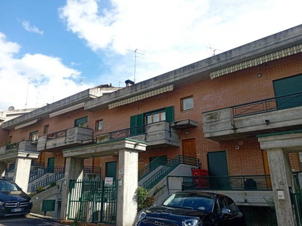 casa indipendente in vendita a Teramo
