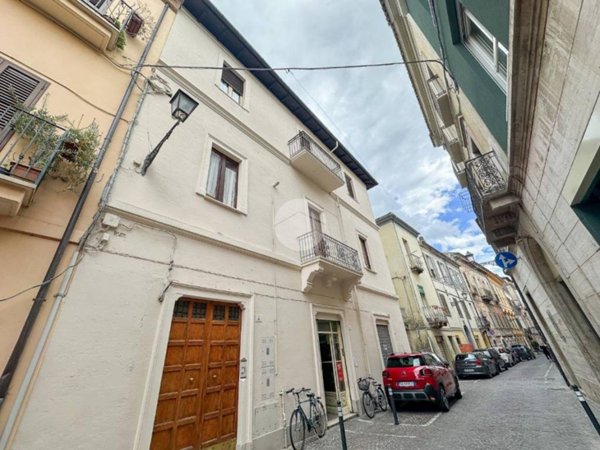 appartamento in vendita a Teramo in zona Centro Città