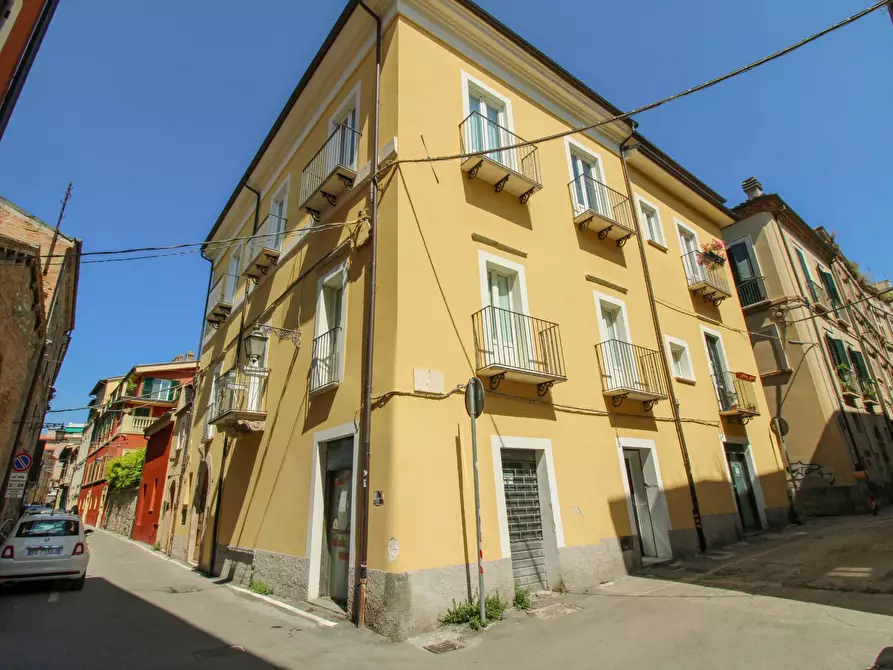 locale commerciale in vendita a Teramo in zona Centro Città