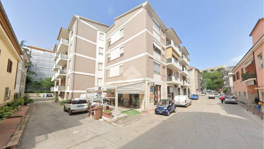 appartamento in vendita a Teramo