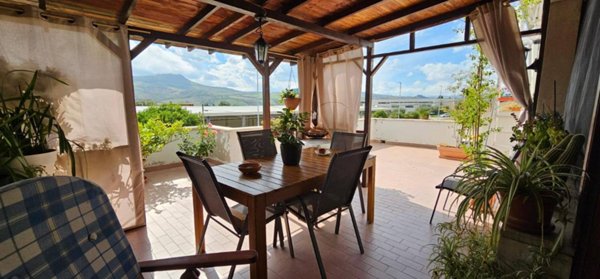 casa indipendente in vendita a Teramo in zona Sant'Atto