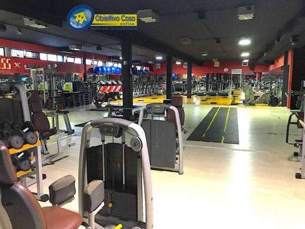 negozio in vendita a Teramo in zona Centro Città