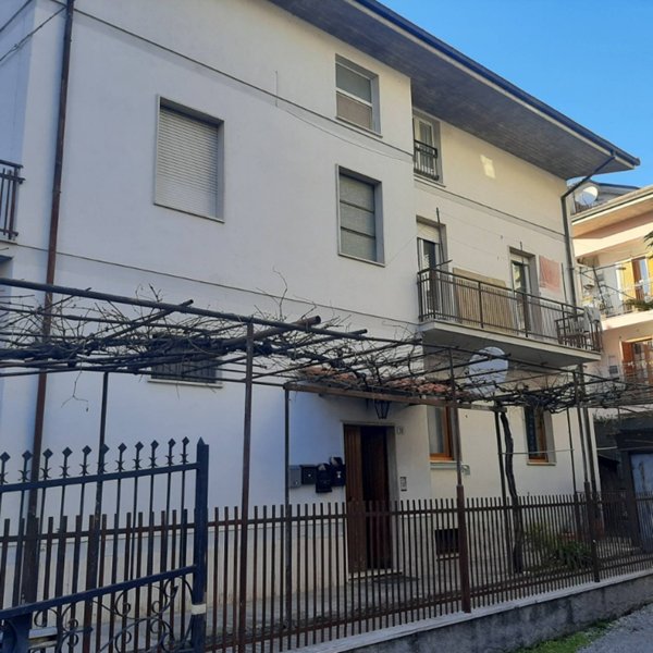 appartamento in vendita a Teramo in zona Centro Città