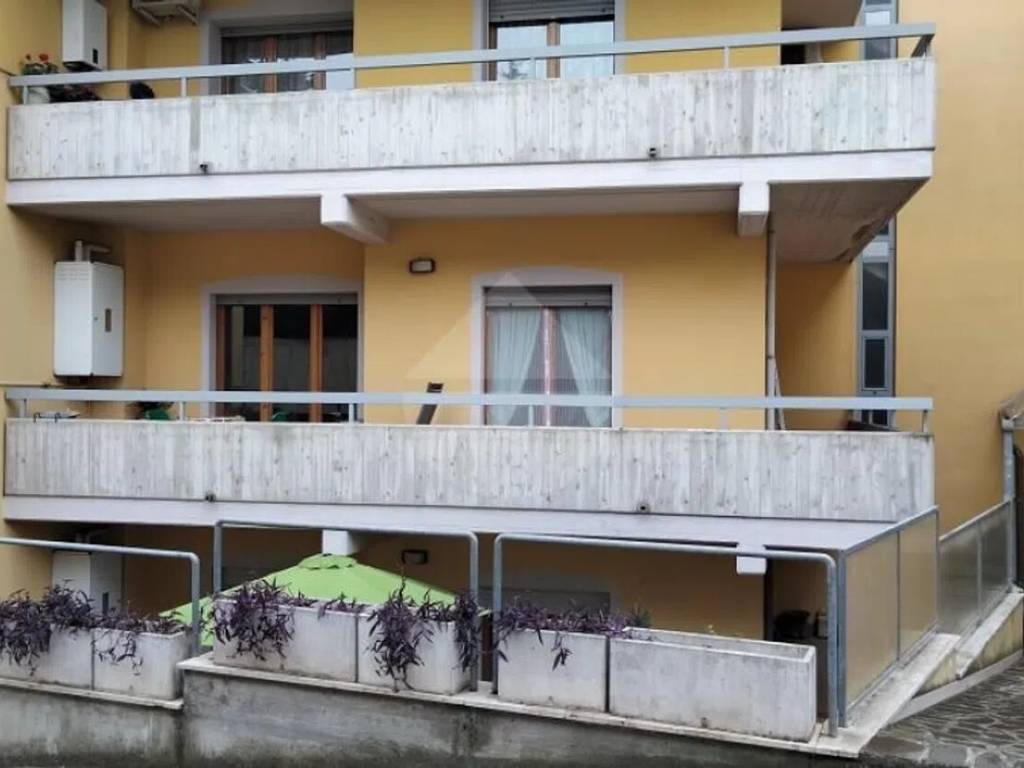 appartamento in vendita a Teramo in zona Colleatterrato Alto