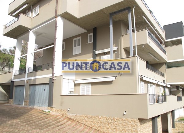 appartamento in vendita a Teramo in zona Contrada Scapriano