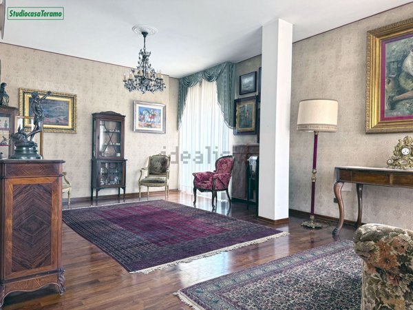 appartamento in vendita a Teramo in zona Villa Vomano