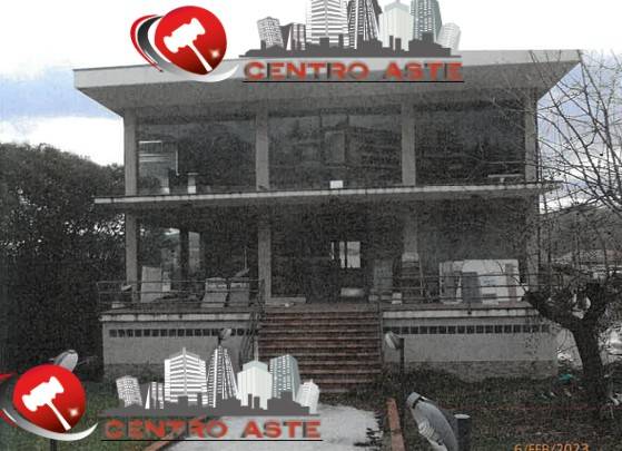 casa indipendente in vendita a Teramo