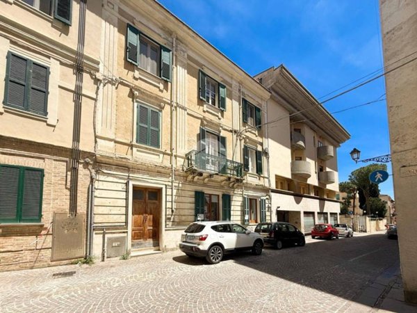 appartamento in vendita a Teramo in zona Centro Città