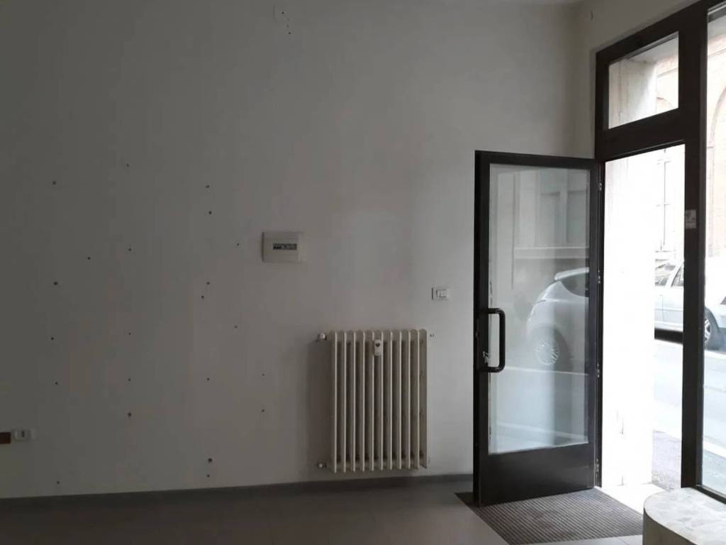 negozio in vendita a Teramo