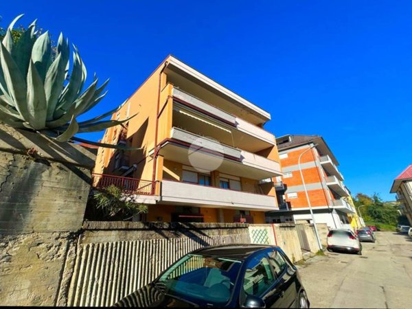 appartamento in vendita a Teramo in zona Centro Città