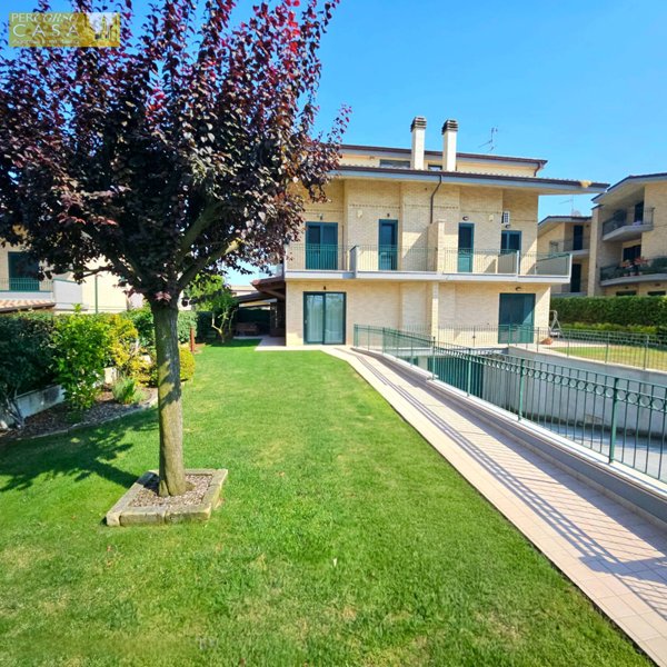 casa indipendente in vendita a Teramo in zona Nepezzano