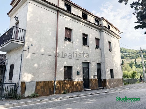 appartamento in vendita a Teramo in zona Centro Città