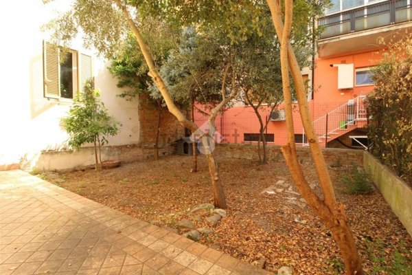 casa semindipendente in vendita a Teramo in zona Centro Città