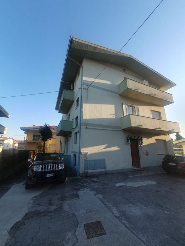 casa indipendente in vendita a Teramo in zona Centro Città