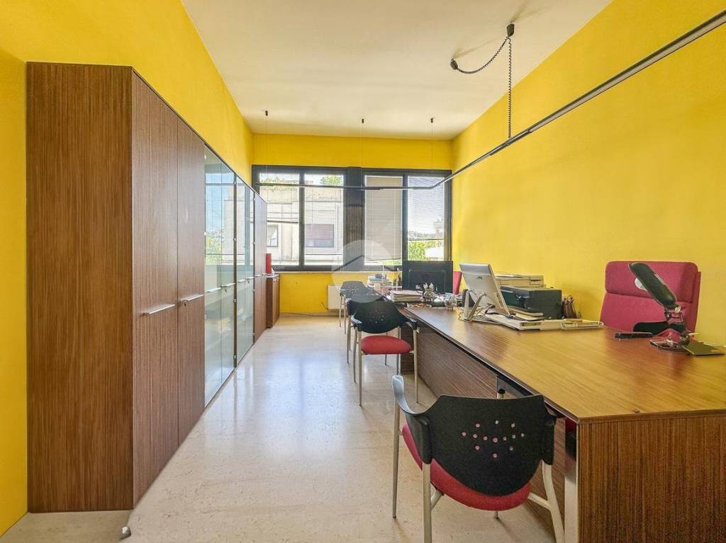 ufficio in vendita a Teramo in zona Centro Città