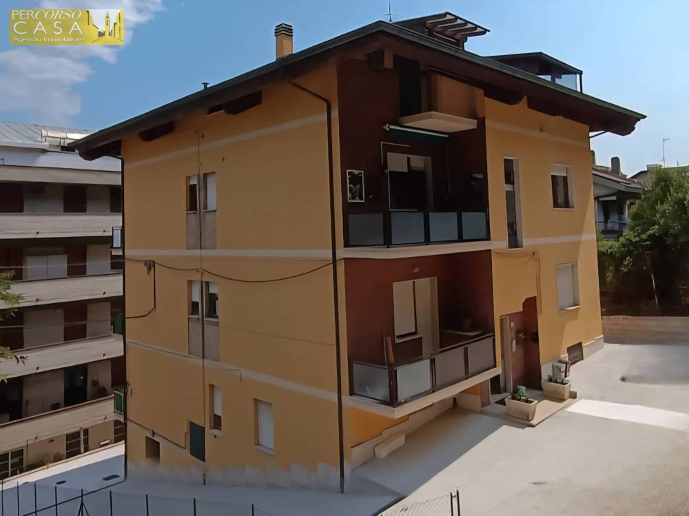 appartamento in vendita a Teramo in zona Villa Vomano