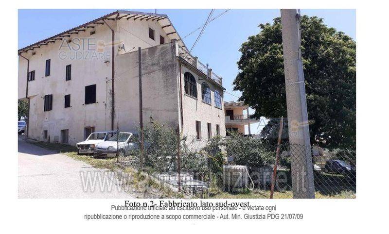 appartamento in vendita a Teramo in zona Putignano