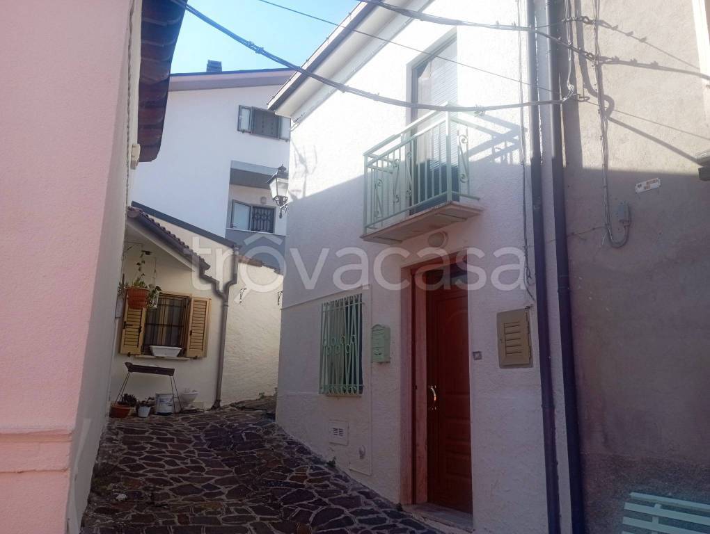 casa indipendente in vendita a Teramo