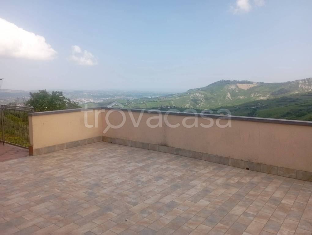 appartamento in vendita a Teramo in zona Centro Città