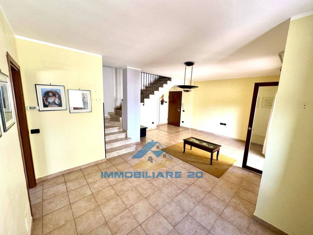 appartamento in vendita a Teramo in zona Piano D'Accio