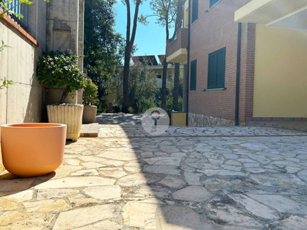 casa indipendente in vendita a Teramo