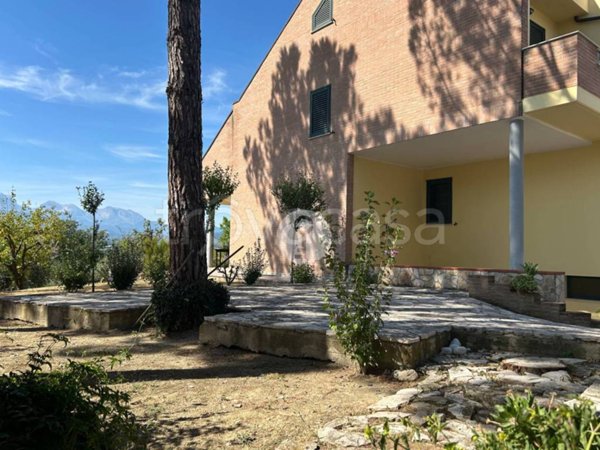 casa indipendente in vendita a Teramo