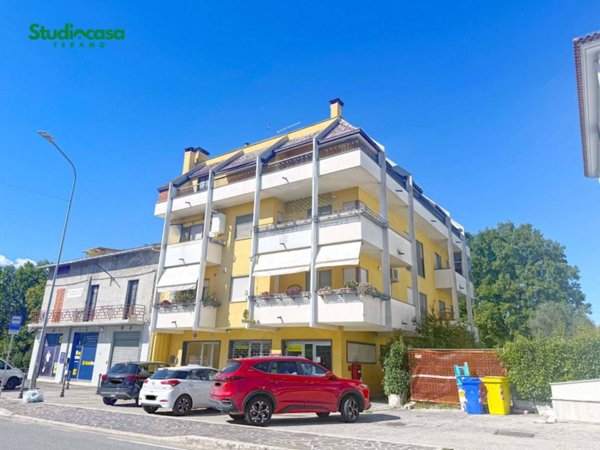 appartamento in vendita a Teramo in zona Villa Vomano