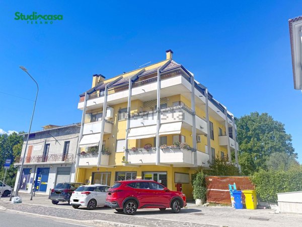 appartamento in vendita a Teramo in zona Villa Vomano