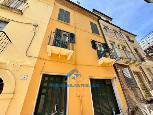 appartamento in vendita a Teramo in zona Centro Città